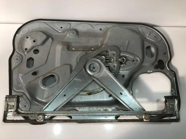 Macara geam electric dreapta fata 7m51-a203a28-a Ford Focus 2 (2004-2010) [DA_]