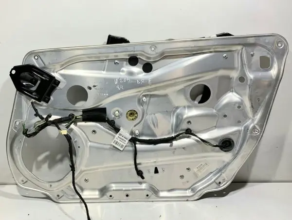 Macara geam electric dreapta fata 963758-102 Mercedes E-Class (2009->) [W212]
