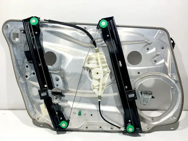 Macara geam electric dreapta fata A2075451240 Mercedes C-Class (2007-2010) [W204]