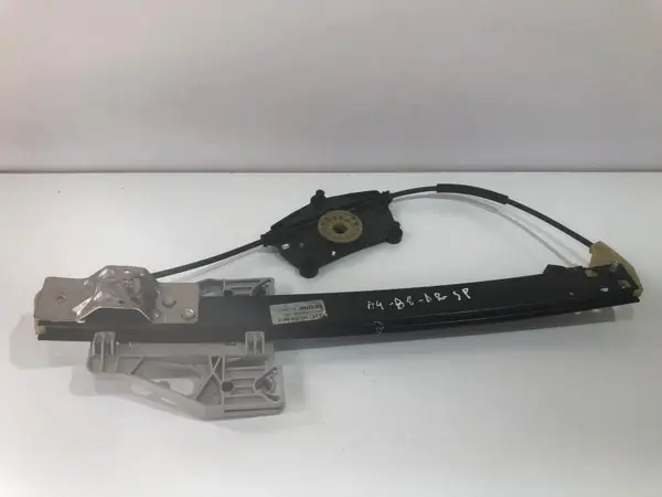 Macara geam electric dreapta spate 8k0839462c Audi A4 Allroad (2009-2011) [8KH, B8]