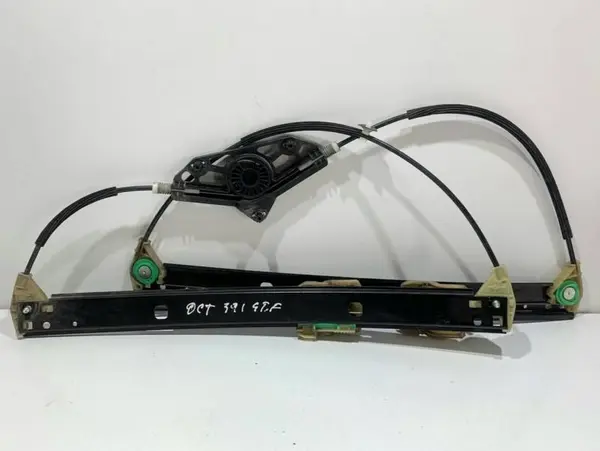 Macara geam electric stanga fata 5E0837461B Skoda Octavia 3 (2013-2017 )