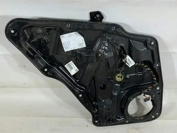 Macara geam electric stanga spate 5N0839729P Volkswagen Tiguan (2007-2011)