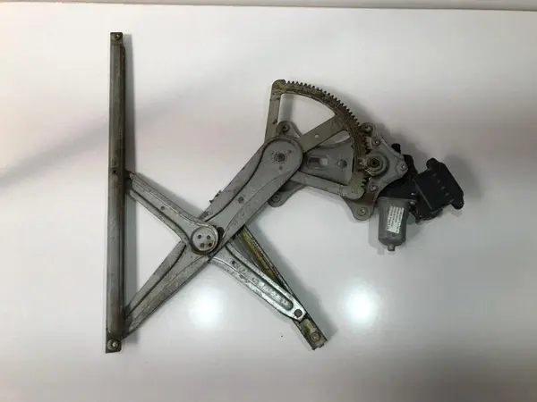 Macara geam electric stanga spate 69840-0f020 Toyota Corolla Verso (2004-2009)