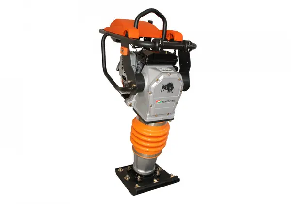 Mai Compactor Bisonte MC75-H 13.7 kN motor Honda greutate 72 kg