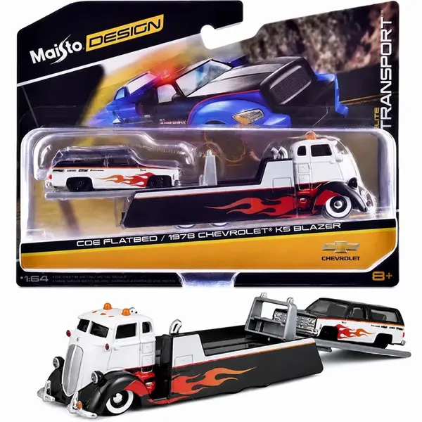 MAISTO DESIGN ELITE TRANSPORT SET CAMION CU RAMPA COE FLATBED SI MASINUTA CHEVROLET K5 BLAZER 1979 SCARA 1 LA 64