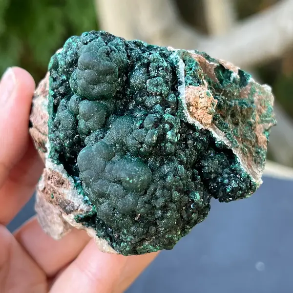 Malachit in matrix cuart si dolomit din Congo model 1