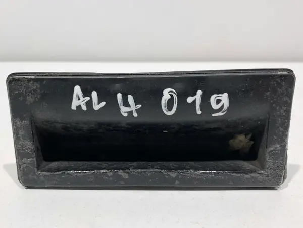 Maner capota spate 5N0827566T Audi A4 facelift (2011-2015) [B8.5]