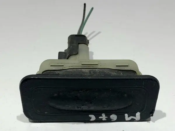 Maner capota spate 8200385516 Renault Megane 3 (2008-2012)