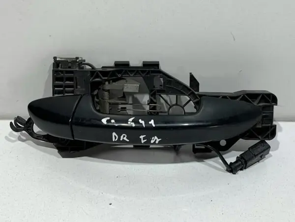 Maner usa dreapta fata culoare negru - lc9x Volkswagen Passat CC (2008-2012)
