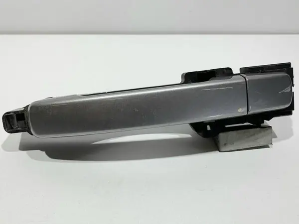 Maner usa dreapta spate Nissan Qashqai facelift (2010-2013) [J10]