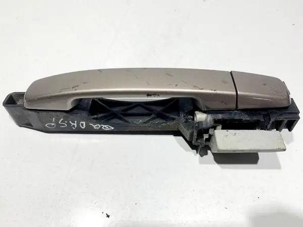 Maner usa dreapta spate Nissan Qashqai facelift (2010-2013) [J10]