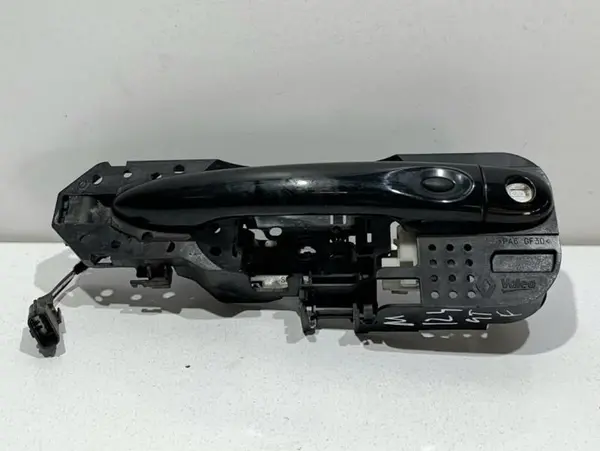 Maner usa stanga fata culoare neagra Renault Megane 3 facelift (2012-2016)