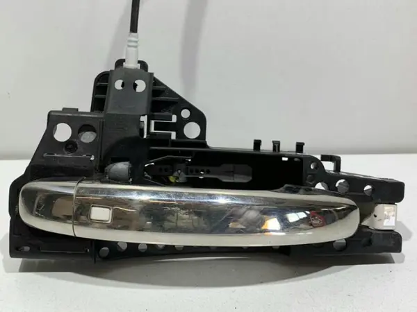 Maner usa stanga spate Audi Q3 facelift (2014-2018)