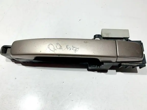 Maner usa stanga spate Nissan Qashqai (2007-2010) [J10]