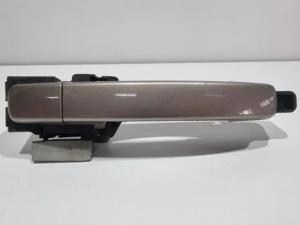 Maner usa stanga spate Nissan Qashqai facelift (2010-2013) [J10]
