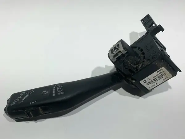 Maneta stergatoare 1K0953519J Volkswagen Touran (2003-2006)