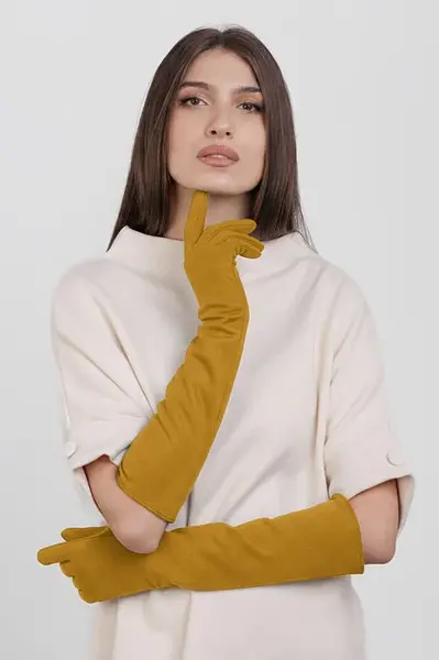 Manusi dama foarte lungi si simple din material textil catifelat galben mustar