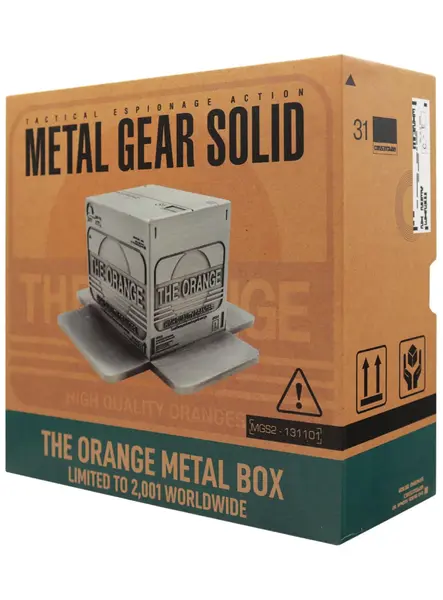 Metal Gear Solid 2 Replica Cardboard Box