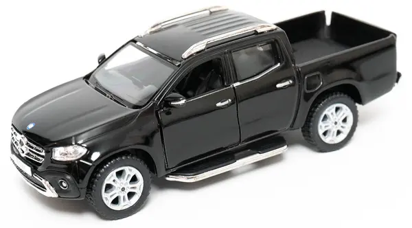 Metallică Kinsmart - Mercedes-Benz X-Class, 1:42, neagră