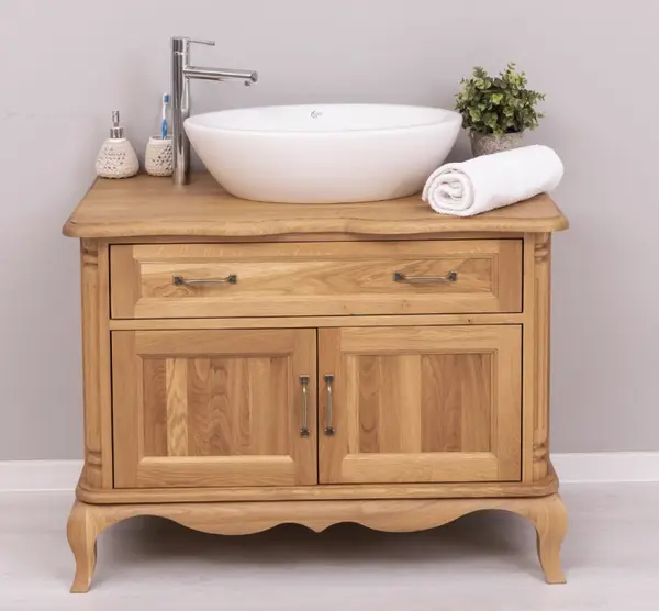 Mobilier baie cu 2 usi si 1 sertar 'Chic', sertarul pe sine soft close, din stejar cu finisaj Lacuit