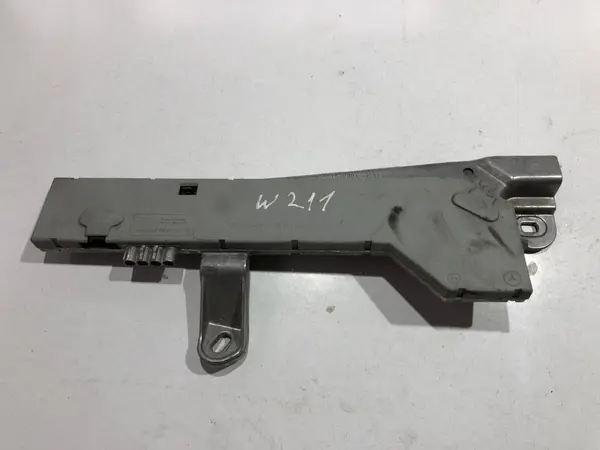 Modul antena - inchidere centralizata a2118204189 Mercedes E-Class (2002-2008) [W211]