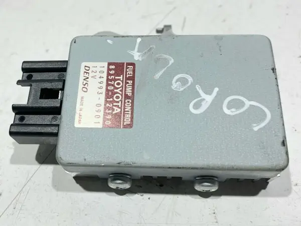 Modul / calculator confort (pompa combustibil) 89570-12390 Toyota Corolla (2012-2018) 1.6 benzina 1ZRFAE