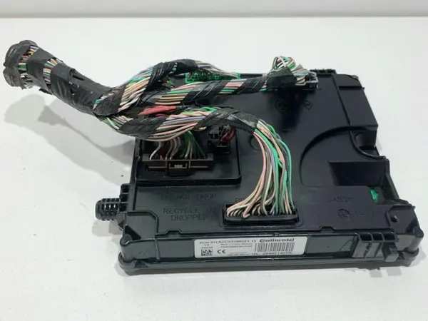 Modul confort 284B11401R Renault Laguna 3 (2007-2010) 2.0 benzina M4R (704)