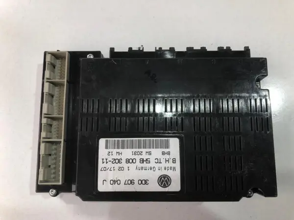 Modul control aer conditionat 3d0907040j Volkswagen Phaeton (2002-2010)
