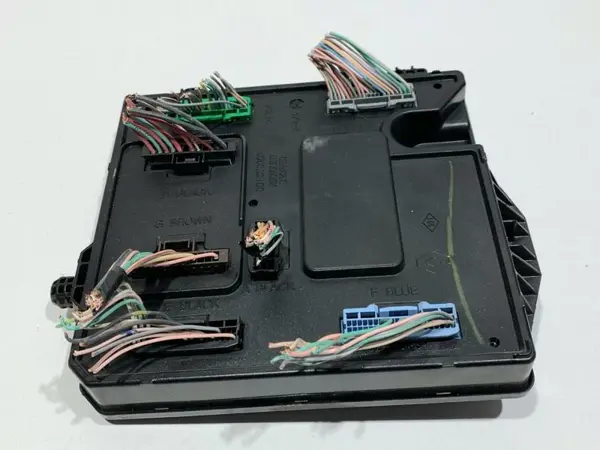 Modul control bcm 284B13297R Renault Megane 3 facelift (2012-2016)