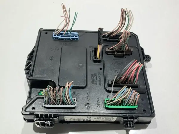 Modul control bcm 284B13640R Renault Scenic 3 (2009-2011) 1.5 dci K9K (832)