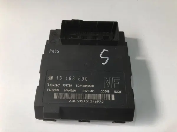 Modul control / confort 13193590 Opel Vectra C (2002-2005)