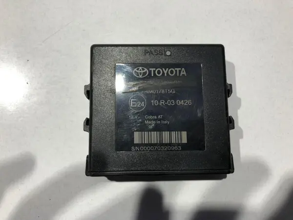 Modul electronic 10r030426 Toyota Avensis (2003-2008) T25