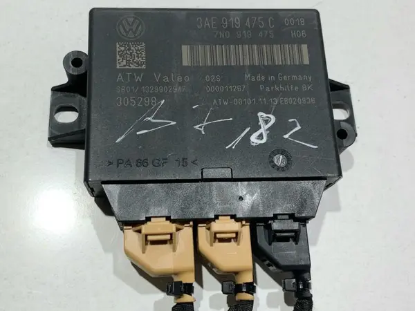 Modul senzori parcare 3AE919475C Volkswagen Passat CC facelift (2012-2016)