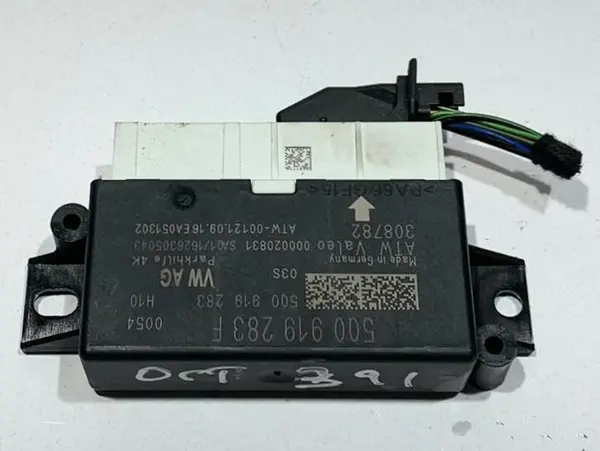 Modul senzori parcare 5Q0919283F Volkswagen Passat B8 (2014-2019)