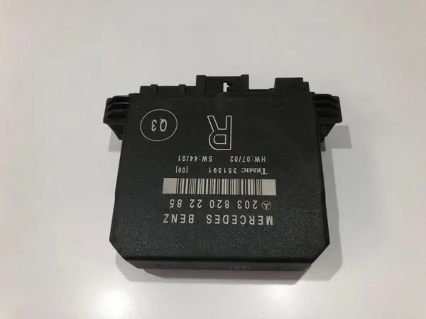 Modul usa dreapta spate a2038202285 Mercedes C-Class (2001-2007) [W203]