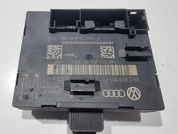 Modul usa stanga / dreapta spate 8K0959795C Audi A4 (2007-2011) [8K2, B8]