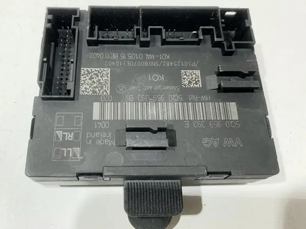 Modul usa stanga fata 5Q0959393E Audi A3 (2012-2019) [8V1]