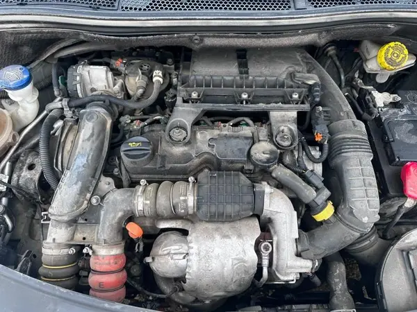 Motor complet fara anexe 115.000 km BHY Peugeot 3008 2 (2016-2020) 1.6 hdi BHY