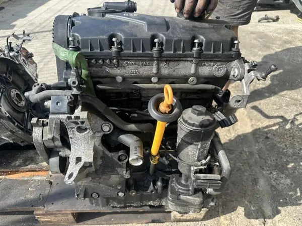 Motor complet fara anexe BXE Seat Altea XL (2006-2009) 1.9 tdi; 1.9 tdi 105 cp; BXE