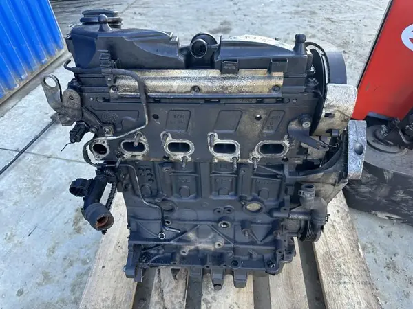 Motor complet fara anexe CAYC Volkswagen Passat B7 (2010-2014) 1.6 tdi CAYC