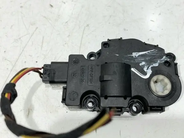 Motoras aeroterma EFB332 BMW Seria 1 LCI (2008-2011) (E81,E87)