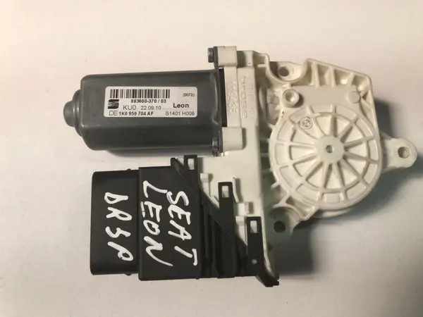 Motoras macara geam cu modul dreapta spate 1k0959704af Seat Leon 2 (2005-2013)