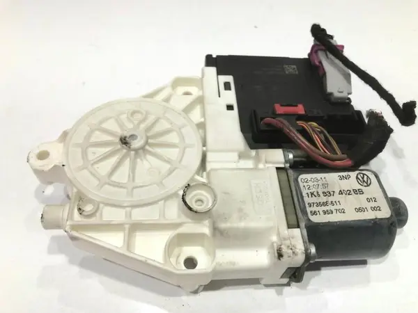 Motoras macara geam dreapta fata 1k5837402bb Volkswagen Golf 6 (2008-2013)