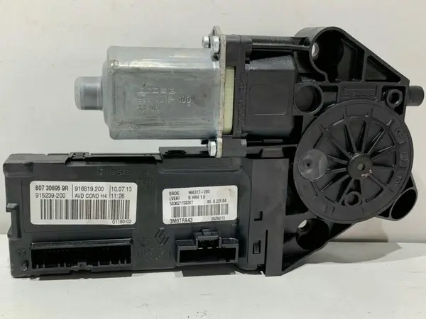 Motoras macara geam dreapta fata 807306959R Renault Megane 3 (2008-2012)