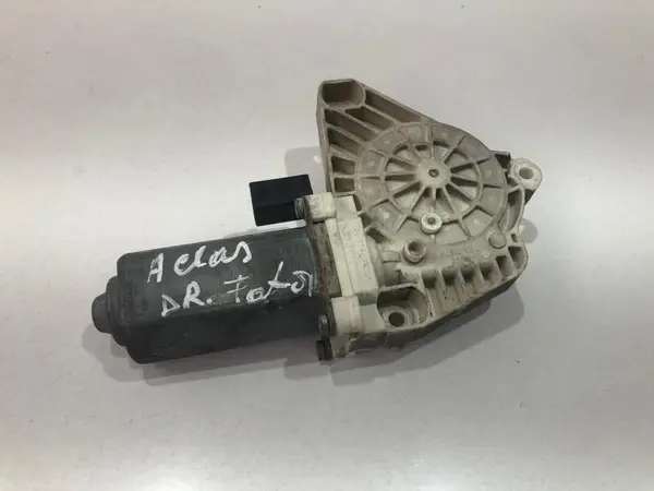 Motoras macara geam dreapta fata a1698201642 Mercedes A-Class (2004-2012) [W169]
