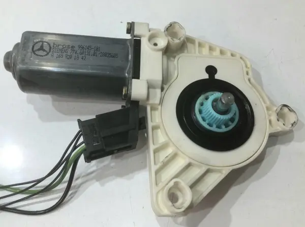 Motoras macara geam dreapta fata a1698201842 Mercedes A-Class (2004-2012) [W169]