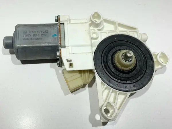 Motoras macara geam dreapta fata A2518200842 Mercedes ML (2006-2011)[w164]