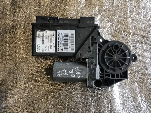Motoras macara geam dreapta fata cu modul 8e2959802f Audi A4 (2004-2008) [8EC, B7]