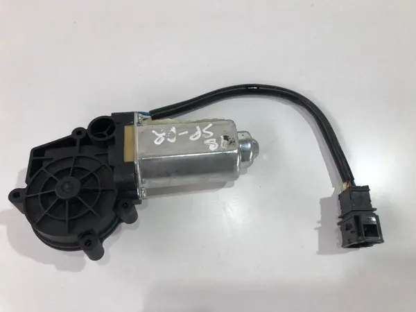 Motoras macara geam dreapta spate 4e0861964b Audi A8 (2002-2009) [4E] D3