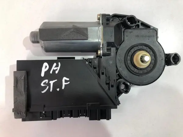 Motoras macara geam stanga fata 3d1959701d Volkswagen Phaeton (2002-2010)